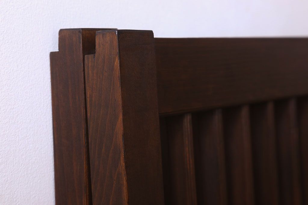 格子デザイン　古民具・骨董　古い木製の板戸2枚セット(窓)(1)