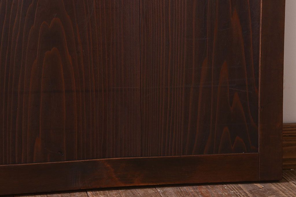 格子デザイン　古民具・骨董　古い木製の板戸2枚セット(窓)(1)