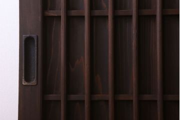 格子デザイン　古民具・骨董　古い木製の板戸2枚セット(窓)(2)