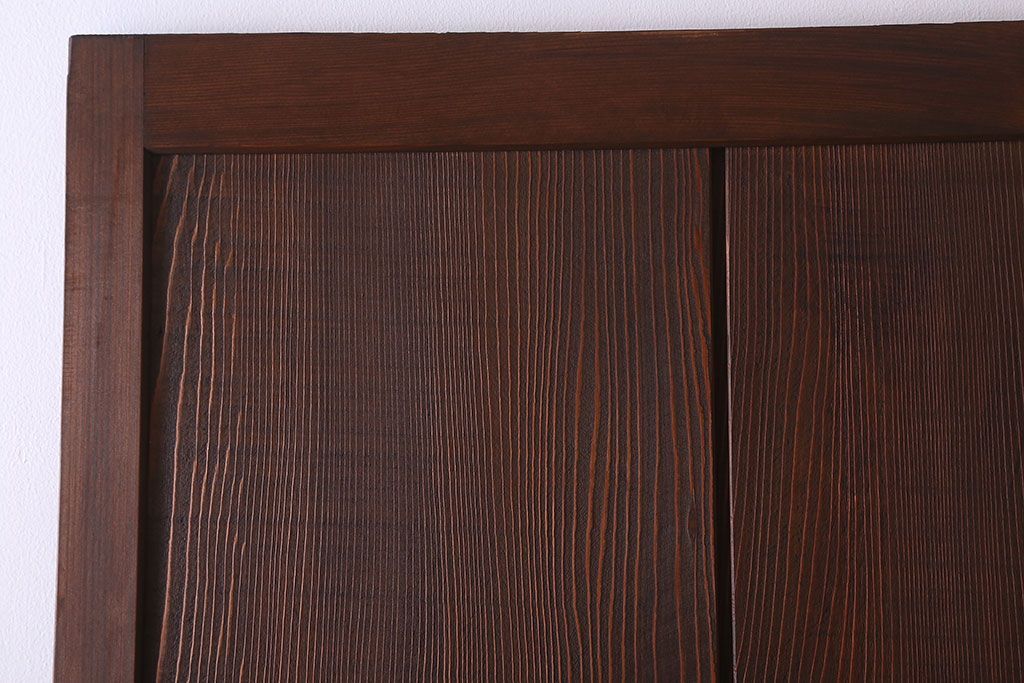 アンティーク　杢目の美しい上品な板戸ドア(扉)