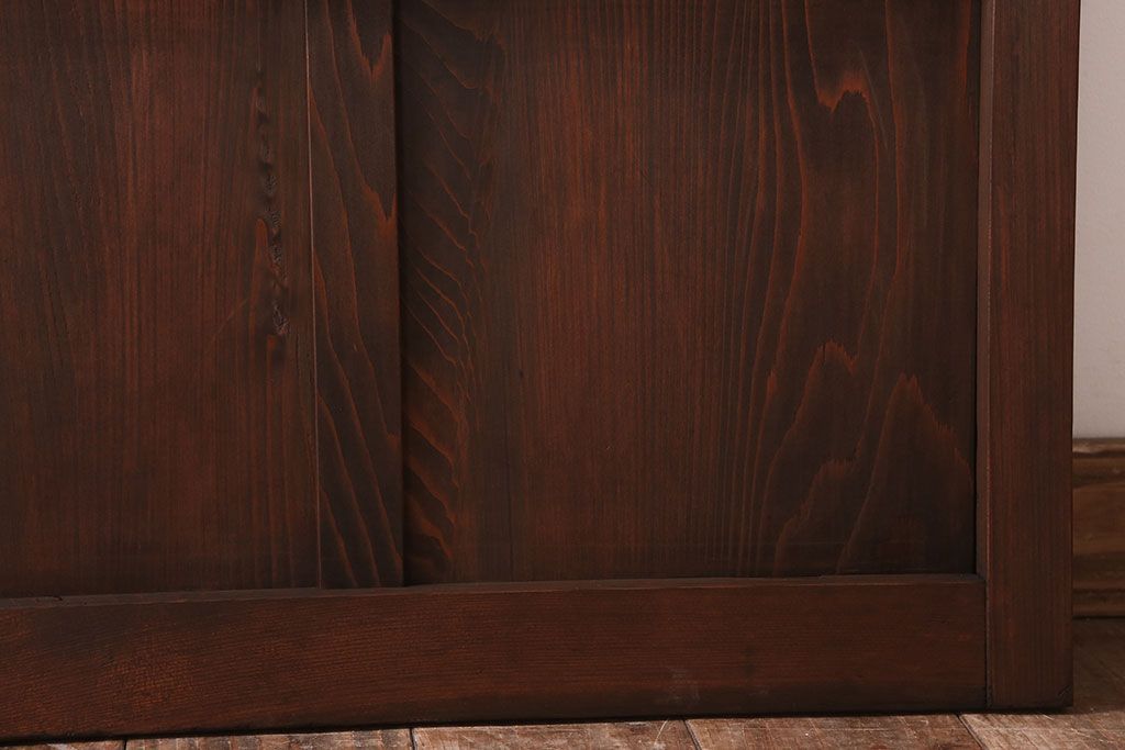 アンティーク　杢目の美しい上品な板戸ドア(扉)