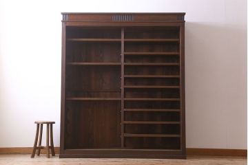 アンティーク家具　ガラス引き戸　薄型!和製アンティークの大きな収納棚