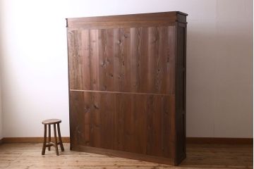 アンティーク家具　ガラス引き戸　薄型!和製アンティークの大きな収納棚