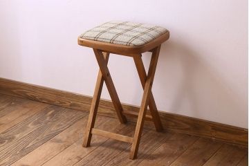 ヴィンテージ家具　英国ビンテージ　1970年　折りたたみ椅子(フォールディングスツール)(1)
