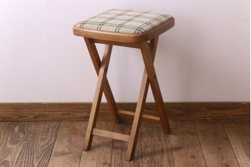 ヴィンテージ家具　英国ビンテージ　1970年　折りたたみ椅子(フォールディングスツール)(1)