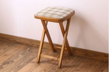 ヴィンテージ家具　英国ビンテージ　1970年　折りたたみチェア(フォールディングスツール)(1)