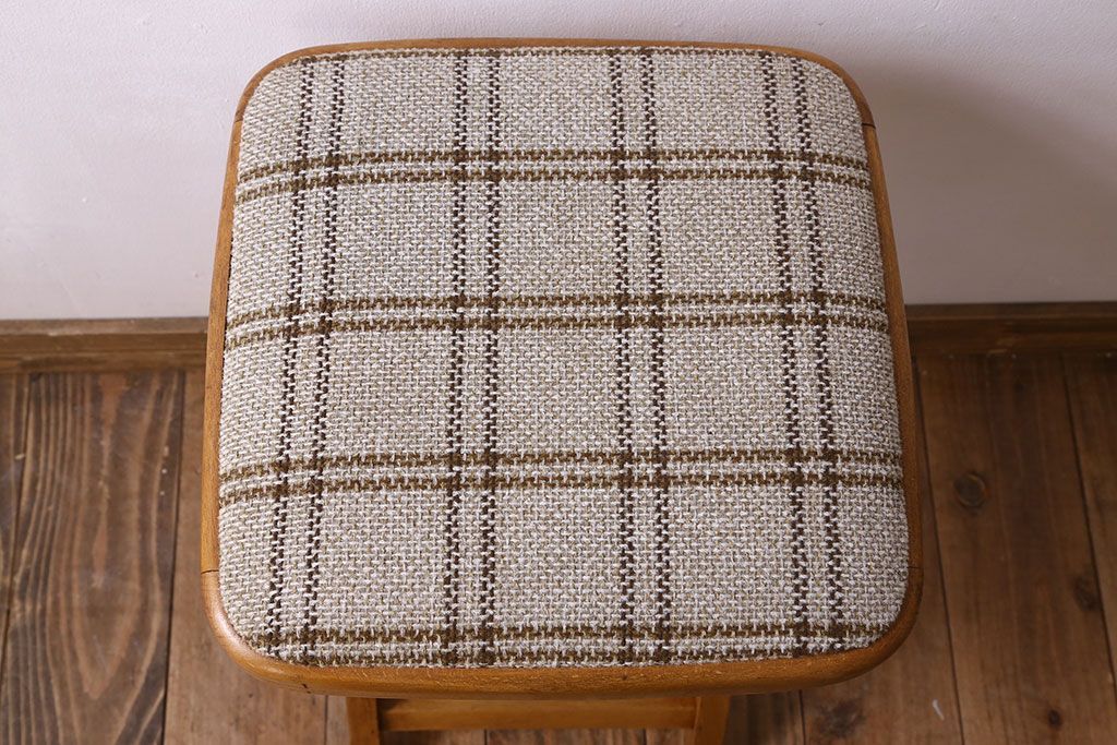 ヴィンテージ家具　英国ビンテージ　1970年　折りたたみチェア(フォールディングスツール)(2)