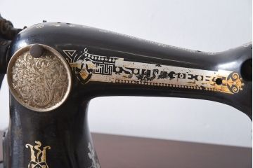 アンティーク家具　イギリスアンティーク　足踏みシンガーミシン(3)