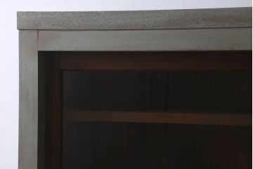 【F様ご成約分】オリーブグリーンペイント　ガラス引き戸　薄型　大きな収納棚