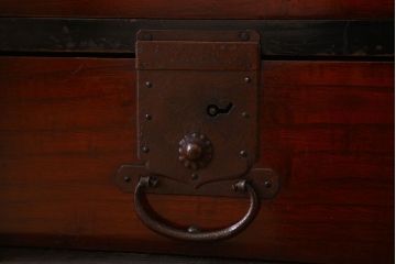アンティーク家具　最上箪笥(衣装箪笥)　古民具・骨董　前面栗材