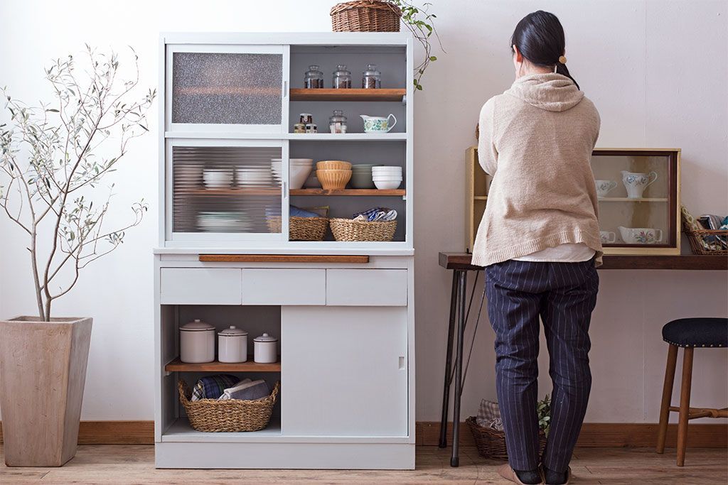 アンティーク家具　カップボード　アンティーク　おしゃれなペイント収納棚(食器棚)