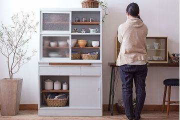 アンティーク家具　カップボード　アンティーク　おしゃれなペイント収納棚(食器棚)