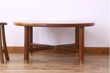 ヴィンテージ家具　北欧ビンテージ　コーヒーテーブル(ラウンドテーブル)おしゃれなガラス入り