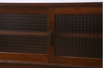 アンティーク家具　チェッカーガラス引き戸!アンティークのローボード(ローチェスト)