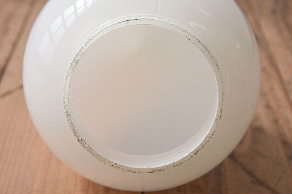 つぼみ型のレトロな壁付け照明(ブラケットライト・天井照明)