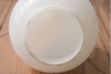 つぼみ型のレトロな壁付け照明(ブラケットライト・天井照明)