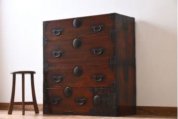 アンティーク家具　杉材　和製アンティーク　明治大正期の二段重ね時代箪笥(衣装箪笥)