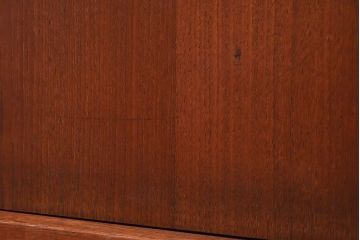 ヴィンテージ家具　北欧ビンテージ　デンマーク製　サイドキャビネット