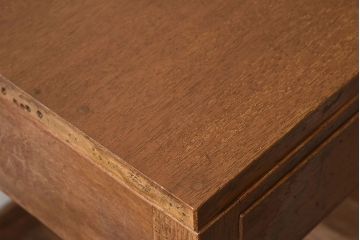 レトロ家具　ラワン材製　シンプル　昭和レトロな古い木の片袖机