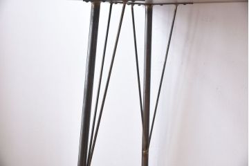 アンティーク家具　古い天板一枚板!シンプルな鉄脚テーブル