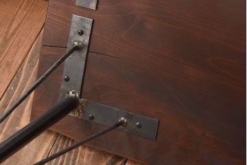 アンティーク家具　古い天板一枚板!シンプルな鉄脚テーブル