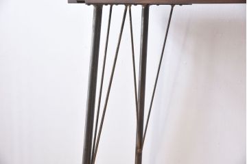 アンティーク家具　古い天板一枚板!朴の木材製　シンプルな鉄脚テーブル