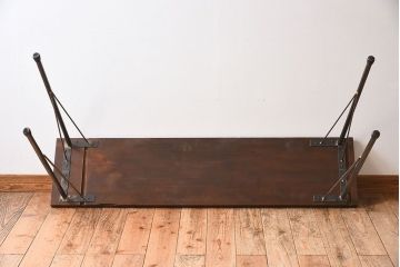 アンティーク家具　古い天板一枚板!朴の木材製　シンプルな鉄脚テーブル