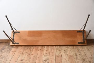 アンティーク家具　古い天板一枚板!檜材製　シンプルな鉄脚テーブル