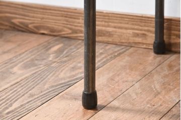 アンティーク家具　古い天板一枚板!檜材製　シンプルな鉄脚テーブル
