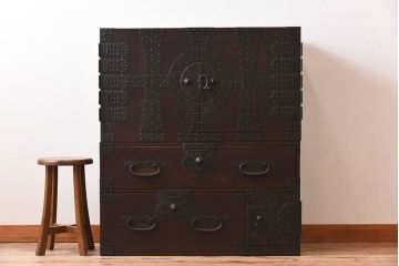 アンティーク家具　古民具・骨董　アンティークの重ね観音衣装箪笥