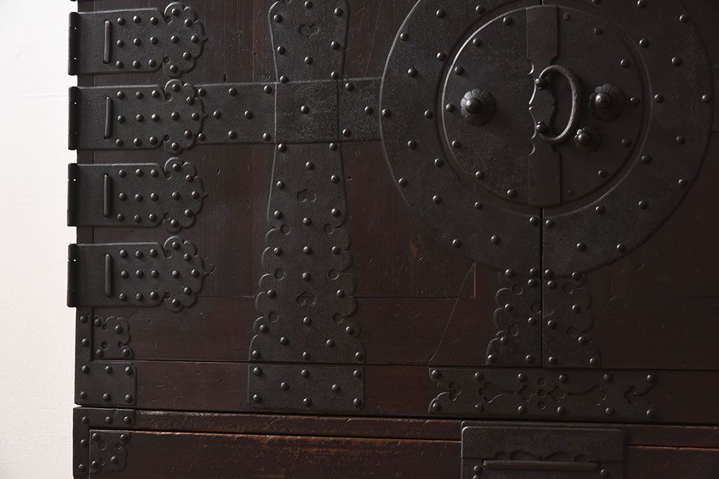 アンティーク家具　古民具・骨董　アンティークの重ね観音衣装箪笥