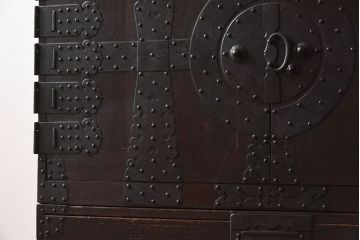 アンティーク家具　古民具・骨董　アンティークの重ね観音衣装箪笥