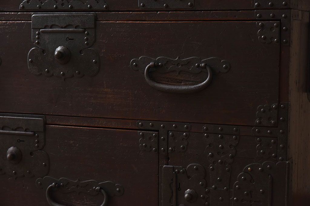 アンティーク家具　古民具・骨董　アンティークの重ね観音衣装箪笥