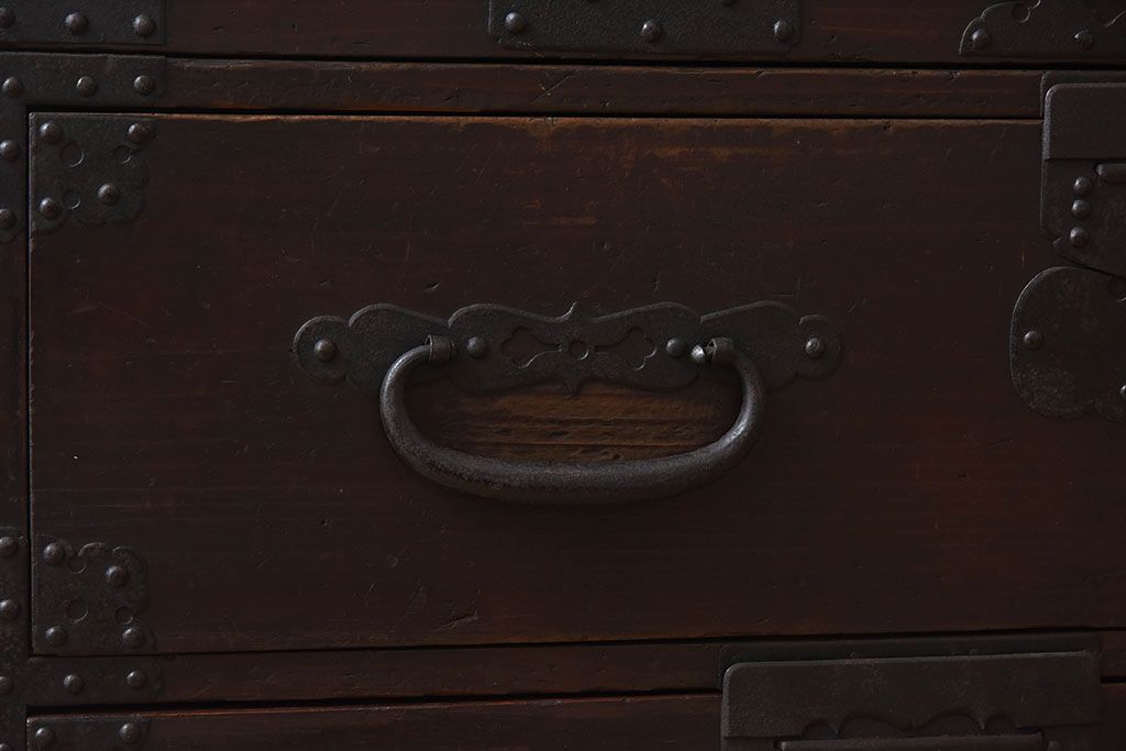 アンティーク家具　古民具・骨董　アンティークの重ね観音衣装箪笥