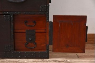 アンティーク家具　古民具・骨董　アンティークの重ね観音衣装箪笥