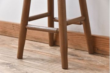 アンティーク雑貨　シンプル　アンティーク　古い木の丸型スツール