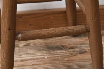 アンティーク雑貨　シンプル　アンティーク　古い木の丸型スツール