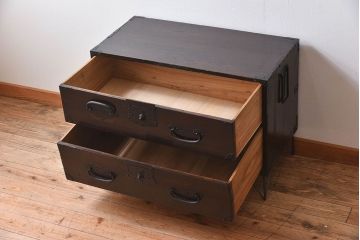 アンティーク家具　鉄脚付き!アンティークの衣装箪笥ローボード