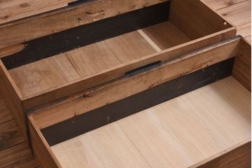 アンティーク家具　鉄脚付き!アンティークの衣装箪笥ローボード