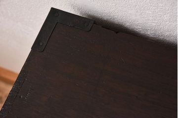 アンティーク家具　鉄脚付き!アンティークの衣装箪笥ローボード