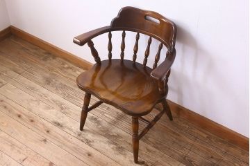 中古　飛騨産業キツツキマーク　穂高シリーズ　キャプテンチェア(1)