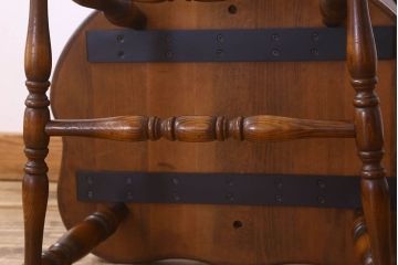 中古　飛騨産業キツツキマーク　穂高シリーズ　キャプテンチェア(2)