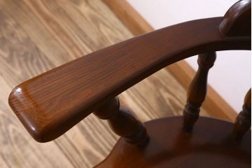 中古　飛騨産業キツツキマーク　穂高シリーズ　キャプテンチェア
