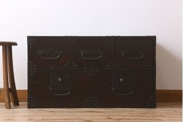 アンティーク家具　古民具・骨董　古い木製のアンティーク時代箪笥ローボード(引き出し)