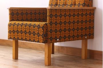 レトロ家具　オランダビンテージ　ブナ材　レトロな花柄のかわいい1人掛けソファ(2)