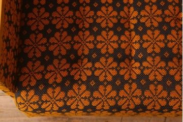 レトロ家具　オランダビンテージ　ブナ材　レトロな花柄のかわいい1人掛けソファ(2)