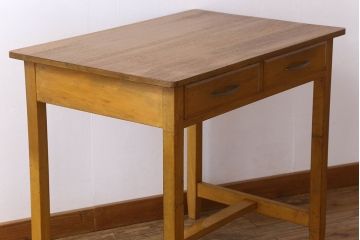 レトロ家具　昭和レトロ　引き出し2杯付き!古い平机(テーブル)