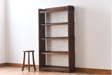 アンティーク家具　アンティーク　ラワン材製　古い木の本棚(飾り棚・ディスプレイラック)