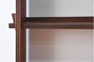 アンティーク家具　アンティーク　ラワン材製　古い木の本棚(飾り棚・ディスプレイラック)