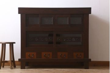 アンティーク家具　古民具・骨董　脚付き!モダンな四尺水屋箪笥サイドボード